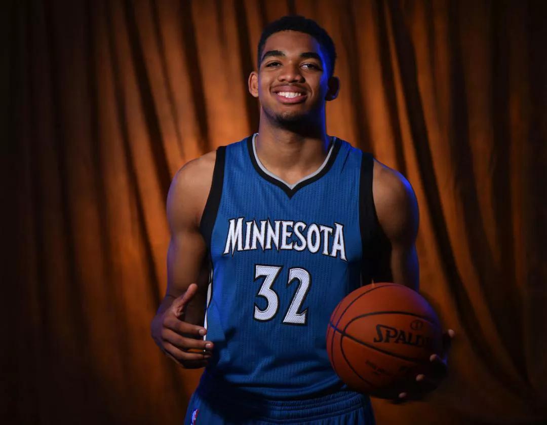 初露锋芒的 初露锋芒的