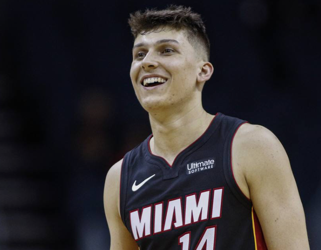 守上均拿出 守上均拿出