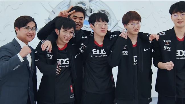 文旅消费与 文旅消费与